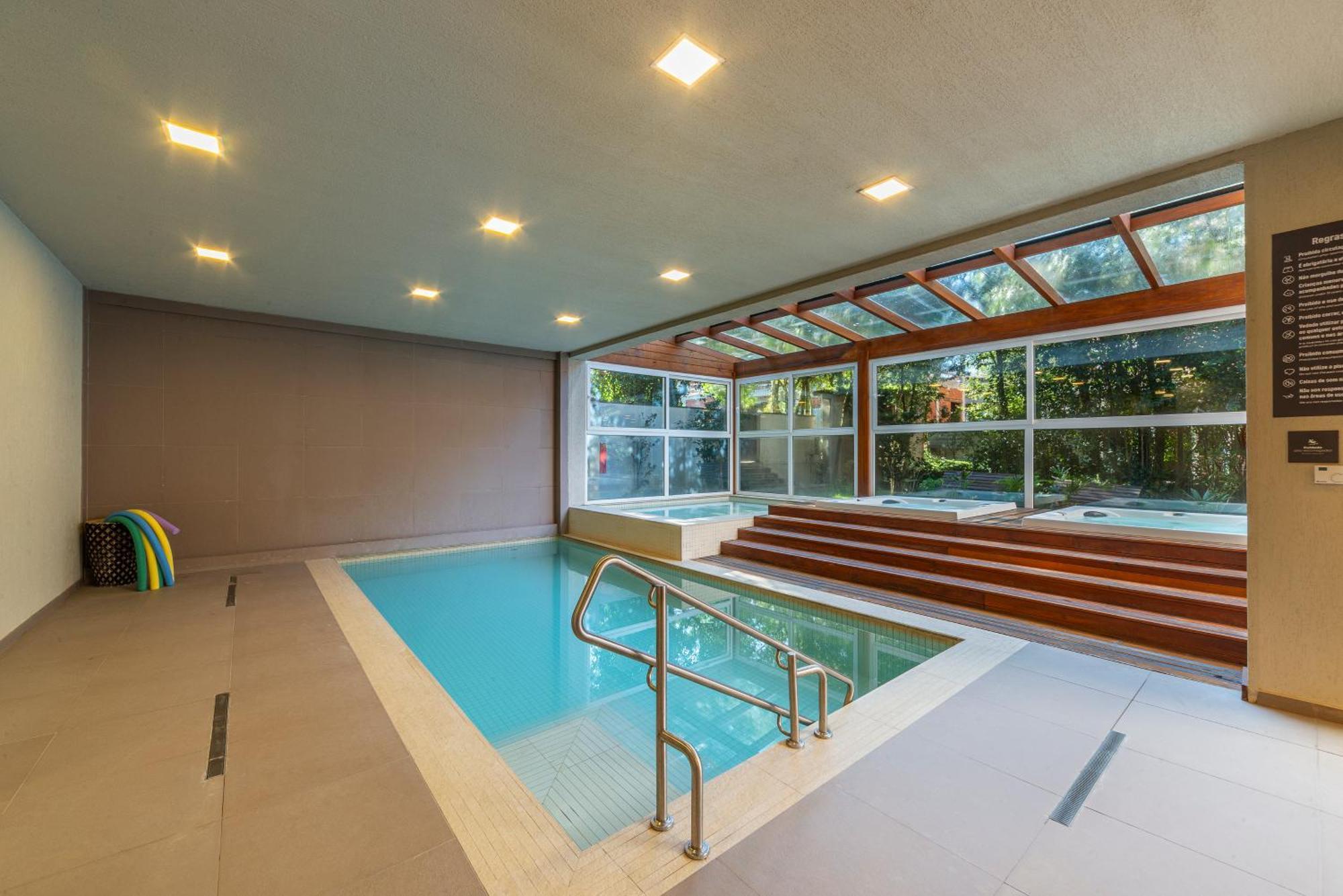 Hotel Laghetto Stilo Borges Gramado Luaran gambar Indoor pool